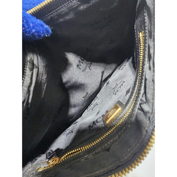 MCM Leather studded Wristlet/Clutch Black/Beige - Picture 16 of 16